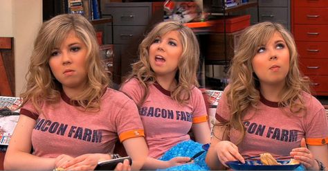 Icarly Penny Tees, Penny Tees Icarly, Icarly Reboot Season 3, Seddie Icarly, Janette Mccurdy Icarly, Penny Tees, Icarly Memes Funny, Freddie Benson, Jennette Mccurdy