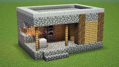 Minecraft Blacksmith House, Forge Minecraft, Minecraft Blacksmith, Minecraft Schematics, Seeds For Minecraft, Village Blacksmith, Minecraft Iron, Cottage Minecraft, Minecraft Village