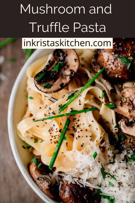 Mushroom Truffle Pasta, Truffle Oil Pasta, Different Types Of Mushrooms, Mushroom Truffle, Chicken Mushroom Pasta, Types Of Mushrooms, Garlic Chicken Pasta, Truffle Pasta, Air Fryer Salmon