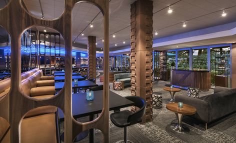 10 Best Cocktail Lounges In Scottsdale Onyx Bar, Liquor Bar, Old Town Scottsdale, Lush Lawn, Rooftop Lounge, Cocktail Bars, Creative Cocktail, Best Bars, Civic Center