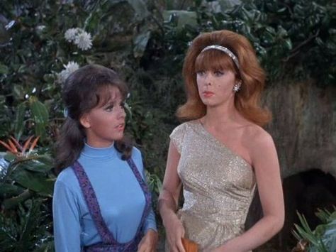 Maryann Gilligan's Island, Mary Ann Gilligans Island, Gilligans Island Drink, Ginger Gilligans Island, Tina Louise Gilligans Island, Ginger Grant, Mary Ann And Ginger, Dawn Wells, Island Tv