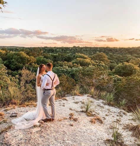 Texas Hill Country Elopement, Small Texas Wedding Venues, Texas Fall Wedding, Hill Country Wedding Venues Texas, Free Wedding Venues, Texas Hill Country Wedding Venues, Small Family Wedding, Hill Country Wedding Venues, Promise Land