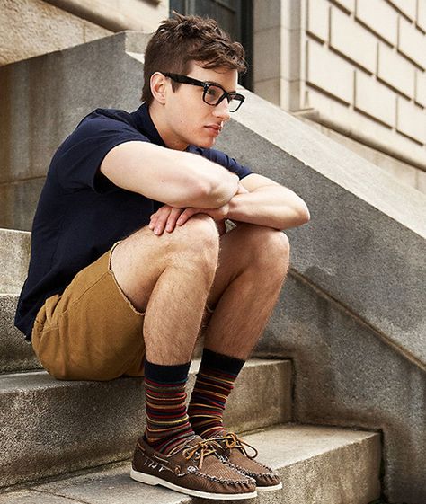 Finchley Row Nerd Outfits, Cool Summer Outfits, Mens Formal Wear, Warm Weather Outfits, The Perfect Guy, Geek Chic, Fashion Socks, Men's Grooming, Mens Street Style