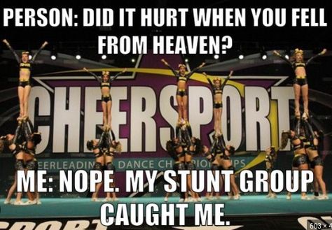 Cheer Memes Funny, Cheerleading Memes, Funny Cheer Quotes, Cheer Motivation, Cheer Flexibility, Cheer Funny, Famous Cheerleaders, Cheer Flyer, Cheer Team Pictures