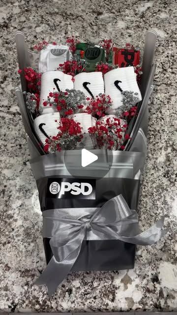 302 FLOWERS 🌹 on Instagram: "PSD underwear & sock bouquet 🎄❤️
-
-
-
Text (302) 609-7109 to pre-order, check story for availability 🗓️
-
-
-
#explore #fyp #explorepage #flowers #red #roses #rosebouquet #bouquet #romance #smallbusiness #lovethis #selflove #love #flowerarrangement #flowerarrangements #roselover #flowerlovers #romantic #bigbouquet #bigrosebouquet #glitter #softgirl #repost #share #follow #showlove #igreels #reelsinstagram #reels #blowthisup" Sock Bouquet For Him, Make Up Bouquet Gift Ideas, Sock Bouquet, Liquor Bouquet, Bf Things, Prize Gifts, My Dream Bedroom, Bling Acrylic Nails, Flowers Red