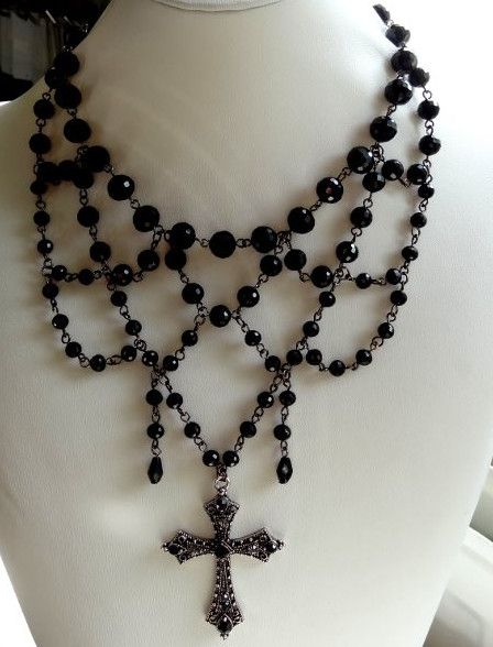 Goth Handmade Jewelry, Goth Beaded Necklace, Gothic Beaded Necklace, Gothic Icon, Dark Jewelry, Vintage Style Necklace, Goth Necklace, Grunge Jewelry, Crystal Bead Necklace