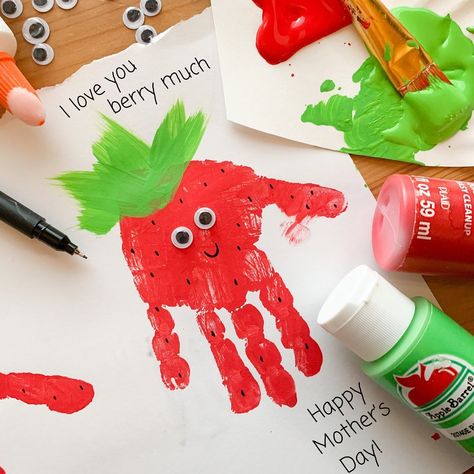 Crafts for Kids on Instagram: “It’s almost Mother’s Day! 🍓✋🏻the sweetest handprint art that’s simple & easy on the budget! 🎨paint your littles hand red and press firmly…” Hand Painting Art Kids, Red Handprint Art, Red Handprint Craft, Red Color Art Craft For Preschool, Red Color Activity Preschool Ideas, Color Red Arts And Crafts For Toddlers, Red Colour Activity For Kids, Red Toddler Crafts, The Color Red Activities For Toddlers