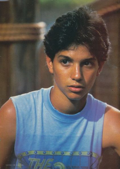 Ralph Macchio...my 6 year old self is so disappointed I didn't marry him. ;) Daniel Karate Kid, Johnny Cade, The Karate Kid 1984, 90s Actors, 80s Men, 90s Men, Karate Kid Cobra Kai, Kid Cobra, Ralph Macchio