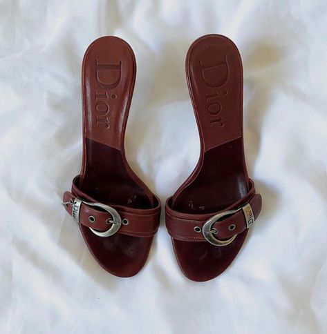 Dior Kitten Heels, 90s Heels, Thrifted Shoes, Mode Shoes, Dr Shoes, Vintage Heels, Fancy Shoes, Cute Heels, Shoe Inspo