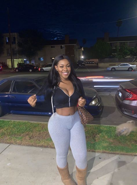 becky on Twitter: "i got chased by a dog after this.… " Rihanna Thick 2018, Thick Baddie Tumblr, One Night Stand, Fat Cat, Fitness Challenge, Chill Fits, Curvy Girl Outfits, Chill Outfits, Curvy Outfits