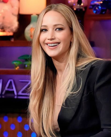 Mother Jennifer Lawrence, Jennifer Lawrence Blonde, Jeniffer Lawrance, Jennifer Lawrence Movies, Jeniffer Lawrence, Lawrence Jennifer, Jennifer Lawrence Hair, Main Character Vibes, It's Just A Phase