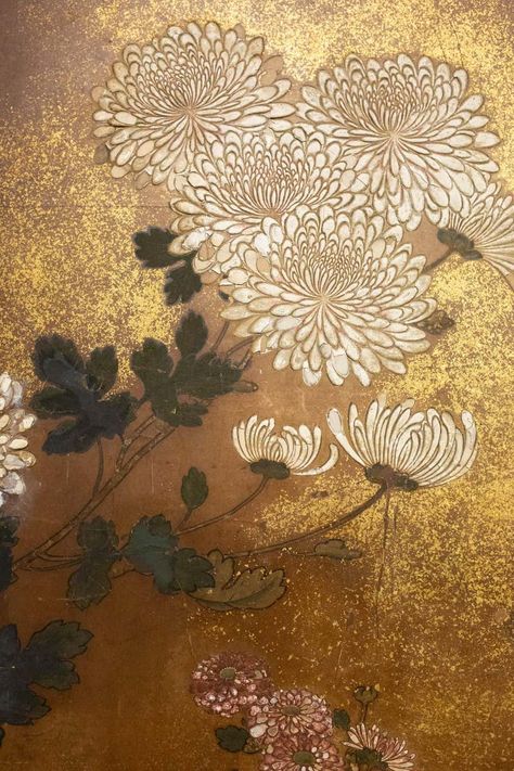 For Sale on 1stdibs - Mineral pigments and gofun on paper with gold dust, and silk brocade border. Painting in good condition and mounting fresh. Signature reads, Shucho Sadayoshi. Silk Painting Ideas, Japanese Flower Painting, Japanese Silk Painting, Border Painting, Chrysanthemum Painting, Japanese Plants, Japanese Chrysanthemum, Japan Painting, Japanese Art Prints