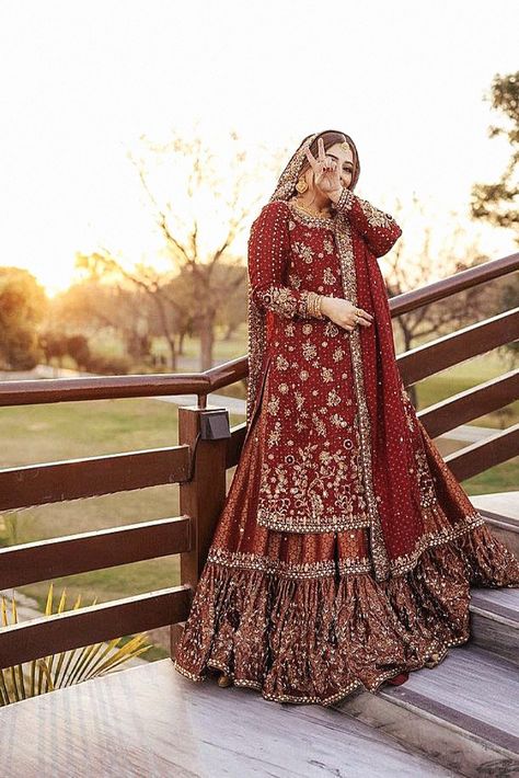 Gorgeous Ethnic Wedding Dress Style for a Unique Look. Comment your favorite! Bridal Farshi Gharara, Farshi Gharara Pakistani Bridal, Farshi Lehnga Pakistani Bridal, Muslim Bridal Lehenga, Farshi Gharara Pakistani, Red Bridal Lehenga Pakistani, Pakistani Bridal Hairstyles, Fall Wedding Guest Dresses, Black Dress Long