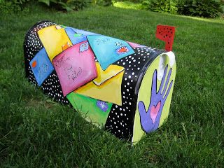 Mailbox Painting Ideas Simple, Mailbox Makeover Diy Paint, Decorated Mailboxes Ideas, Paint Mailbox, Mailbox Painting, Decorated Mailboxes, Hand Painted Mailboxes, Mailbox Art, Mail Box Ideas