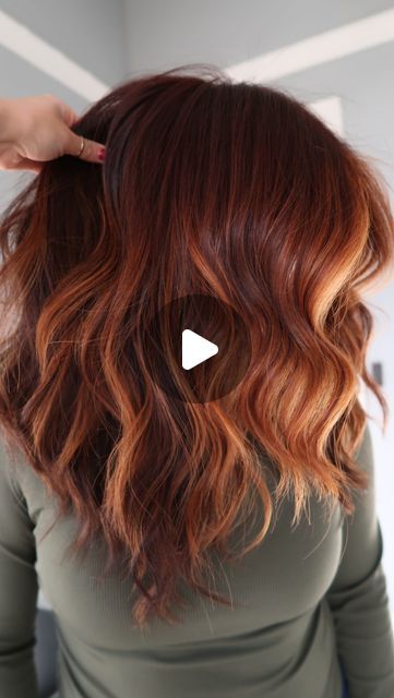 Tampa Hairstylist / Balayage Specialist 🎨 on Instagram: "Ever wonder what a partial balayage could do to your copper/red hair? Here you have it 😍 Some bright warm pops to add dimension to this lovely mane🧡   #trendinghair2024 #hairstylesofinstagram #hairstyles2024 #springhair #springhaircolor #copperhair #balayageartists #copperbalayage #redbalayage #dimensionalcopper #dimensionalred #dimensionalcolor #tampafl #tampasalon #tampahairstylist #alexmercedeshair #trendinghair #redkencolor #behindthechair" Medium Length Copper Balayage, Red Copper Hair Color Balayage, Red Head Balayage, Balayage Copper Hair, Warm Copper Balayage, Copper Hair Balayage, Cooper Balayage Brunettes, Dimensional Copper Hair, Copper And Blonde Balayage