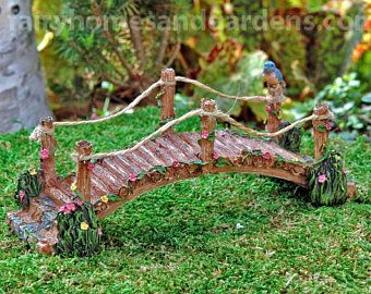 Fairy Garden Bridge, Fairy Bridge, Fairy Garden Sign, Diy Fairy Garden, Fairy Garden Gnomes, Fairy Tree Houses, Garden Water Feature, Fairy Garden Designs, Fairy Accessories