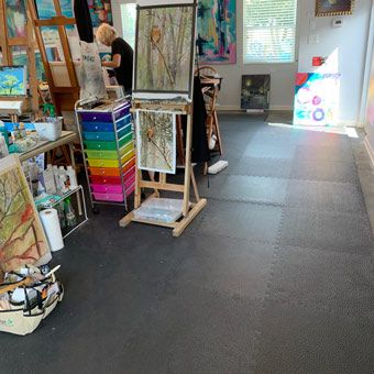 She Shed Flooring Ideas, Shed Flooring Ideas, Shed Flooring, She Shed Art Studio, Studio Flooring, Rustic Floors, Folding Fitted Sheets, Pencil Sketches Easy, Galleries Architecture