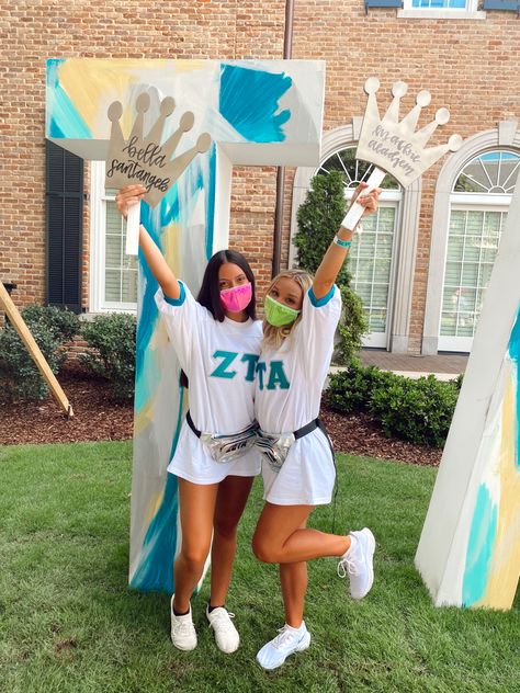 Zeta Tau Alpha Bid Day Themes, Alabama Rush, Bama Rush, Bid Day Themes, Sorority Designs, Zeta Tau Alpha, Bid Day, College Life, Sorority