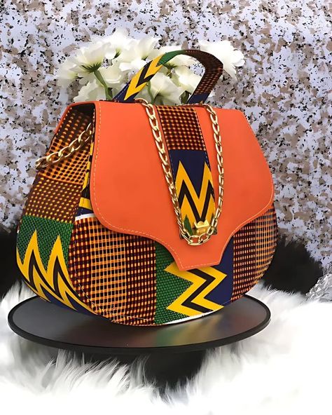 Ankara Bag Designs, African Purses And Bags, African Print Bags Handbags, African Print Bags Totes, Africa Shaped Bags, African Bag, Modern Accessories, Bagpack, African Inspired