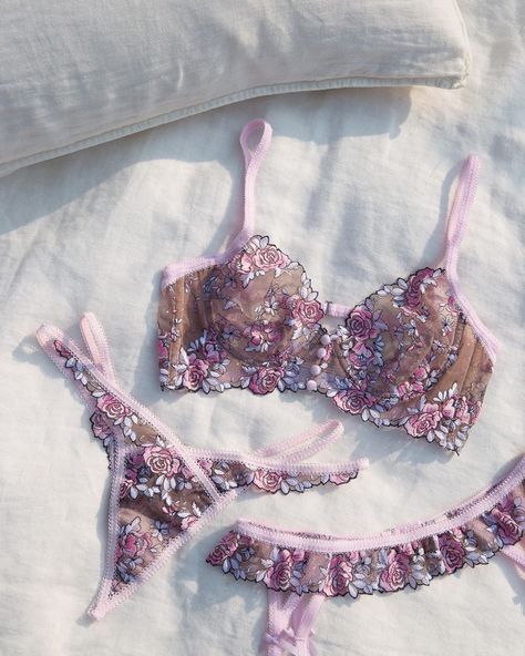 42k Likes, 192 Comments - For Love & Lemons (@forloveandlemons) on Instagram: ��“Sweet mornings in the Berry Set #FLLforVS More sizes available at victoriassecret.com” Lingerie Aesthetic, Lingerie Inspiration, Cute Lingerie, Lingerie Outfits, Pretty Lingerie, Love And Lemons, Nightgowns, Luxury Lingerie, Beautiful Lingerie