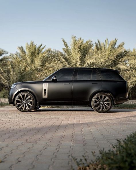 2024 Range Rover, Range Rover 2024, Range Rover Sport 2024, Range Rover Vogue Autobiography, Range Rover Sv, Range Rover Car, Luxury Cars Range Rover, Black Men Haircuts, Toyota Land Cruiser Prado