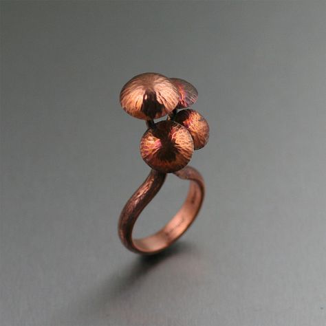 Shiitake Mushroom Copper Ring by johnsbrana, via Flickr Bracelets Fancy, Mushroom Handmade, Beautiful Mushrooms, Jewelry Showroom, Mushroom Ring, Copper Anniversary Gifts, Mushroom Jewelry, Copper Jewellery, Copper Gifts