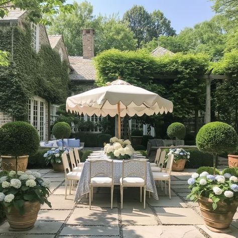 Nancy Meyers Backyard Aesthetic, Nancy Meyers Backyard, Nancy Meyers Wedding Aesthetic, House Development, Porch Pots, Yard Inspiration, Backyard Designs, Nancy Meyers, Countryside House