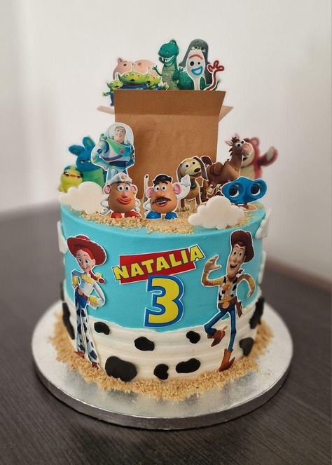 Toy Story Cake 2 Tier, Toy Story 3 Cake, Toy Story Birthday Cake Ideas, Woody Birthday Cake, Toy Story 4 Cake, Toy Story Cake Ideas, Marvel Birthday Cake, Buzz Lightyear Birthday Party, Toy Story Birthday Cake