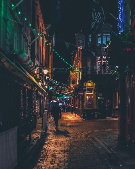 The lonely streets of Dublin, have you ever been to Dublin? . . . . . #dublin #dublinireland #ireland_gram #ireland🍀 #ireland🇮🇪 #ireland_insta #dubliner #dublin🍀 On Dublin Street, Dublin Street, Visit Dublin, Dublin Travel, Travel United States, Autumn Winter 2023, Dublin City, Travel Writing, Travel Books