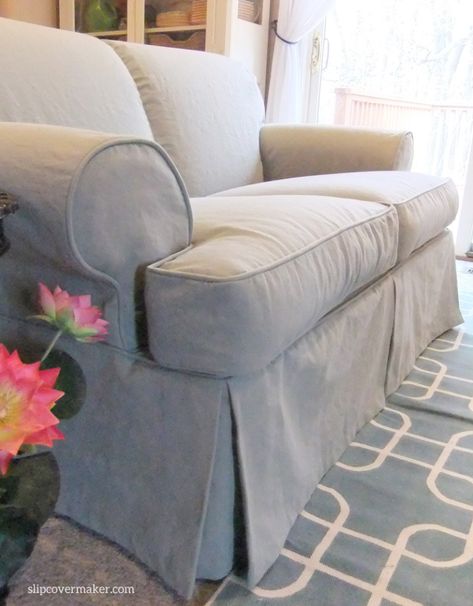 Cotton Poly Canvas Loveseat Slipcover Diy Couch Cover, Diy Sofa Cover, Custom Slipcovers, Chesterfield Sofas, Loveseat Living Room, Reupholster Furniture, Old Sofa, Upholstery Diy, Loveseat Slipcovers