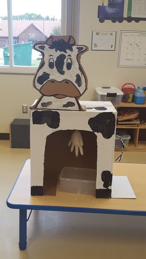 Farm Theme Preschool Snack, Barn Craft Preschool, Ece Resources, Milking Cow, Farm Activities Preschool, Farm Week, Farm Animals Preschool, Farm Lessons, Farm Animals Activities