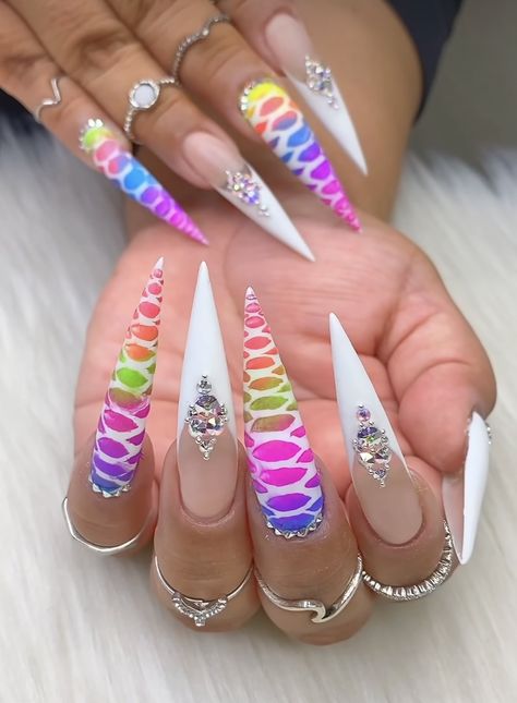 Drip Almond Nails, Carnival Nails, Flame Nail Art, Neon Nail Designs, Nail Academy, Purple Acrylic Nails, Edge Nails, Drip Nails, Nails Design With Rhinestones