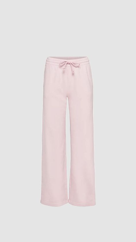 Pink Wide Leg Sweatpants, Pink Sweatpants Outfit, Light Pink Sweatpants, Aritzia Sweatpants, Pilates Clothes, Pink Sweats, Birthday Fits, Sweatpants Outfit, Pink Sweatpants