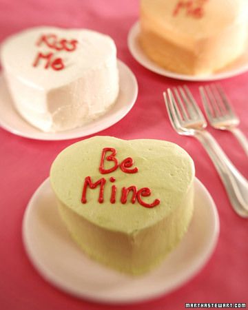 Mini Heart-Shaped Cake  http://www.marthastewart.com/315755/mini-heart-shaped-cake?czone=holiday/valentine-center/valentine-cnt-recipes&center=276967&gallery=275179&slide=258953 Dessert Saint Valentin, Heart Cakes, Mini Tortillas, Heart Shaped Cakes, Heart Shaped Cookies, Valentines Day Desserts, Valentines Day Ideas, Heart Cake, Cakes And Desserts