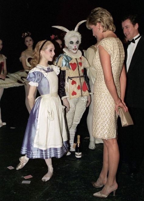 Royal Family History, English National Ballet, Ballet Performances, The White Rabbit, Diana Fashion, Ballet Photos, Looks Party, Lady Diana Spencer, Diana Spencer