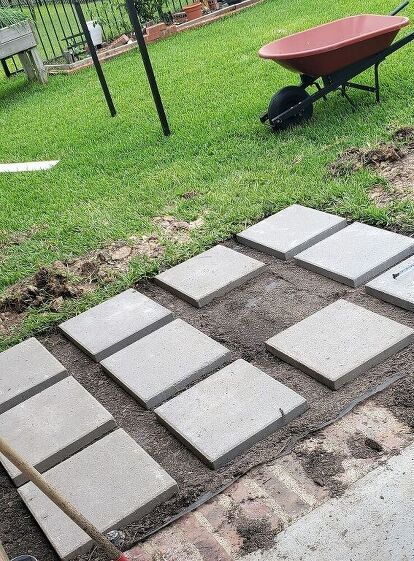 After we extended our patio in 2017 we realized that we had everything EXCEPT a {semi-}permanent home for the grill.We didn't want a patio that spanned the length of our home or anything that couldn't be changed later if we wanted to.In our previous home we extended our patio with pavers & let the grass grow in between for an English garden look & feel. We decided to use a similar technique to create this grill landing pad. Start with a plan. First I mapped out the space. Using the ga… Patio Grill Area Ideas, Grilling Pad Off Patio, Bbq Pad Ideas, Grill Landing Pad Ideas, Pavers For Grill Area, Extending Concrete Patio With Pavers, Paver Patio With Grass In Between, Grill Pad Off Patio, Patio Extension Ideas On A Budget