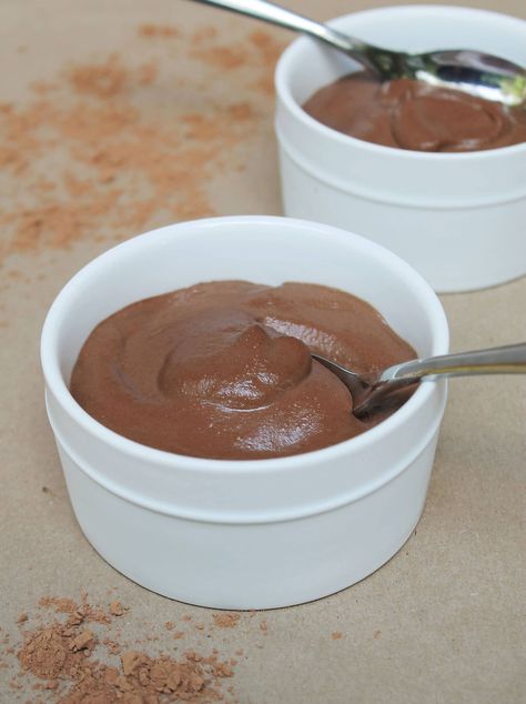 Vegan Chocolate Cashew Pudding. Very good. Two servings. But, high in fat and calories. Used pure maple syrup instead of honey. Used cocoa. Dairy Free Chocolate Pudding, Cashew Pudding, Vegan Chocolate Mousse Cake, Vegan Fudge Recipes, Cashew Chocolate, Chocolate Cashew, Vegan Chocolate Cookies, Baking Healthy, Paleo Snack