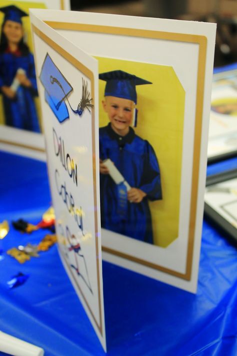 Keepin' It Kool In KinderLand: Kindergarten Award Ceremony! Kindergarten Graduation Themes, Preschool Graduation Ceremony, Preschool Graduation Theme, Kindergarten Awards, Nursery Graduation, Graduation Themes, Kindergarten Graduation Ceremony, Kindergarden Graduation, Graduation Activities