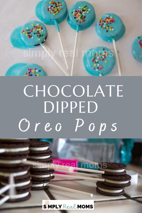 Chocolate Dipped Oreos On A Stick, Dipped Oreos How To Make, Dipped Oreos On A Stick, Oreo Dipped In Chocolate, How To Make Oreos, Oreos Dipped In Chocolate, Birthday Oreos, Oreos On A Stick, Oreo Candy