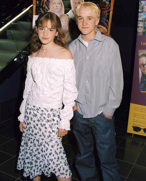 Emma Watson and Tom Felton's Cutest Friendship Moments Over the Years Harry Potter Humor, Tom Felton Harry Potter, Film Harry Potter, Citate Harry Potter, Buku Harry Potter, Draco And Hermione, Harry Potter Images, Images Harry Potter, Draco Harry Potter