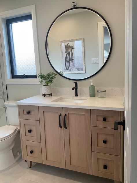 White Oak Vanity With Black Hardware, Oak Cabinets With Black Hardware Bathroom, Bathroom With Light Wood Vanity, Bathroom Remodel Wood Vanity, County Bathrooms, Natural Wood Bathroom Cabinets, Bathroom With Oak Cabinets, Bathroom Black Hardware, Bathroom With Black Vanity