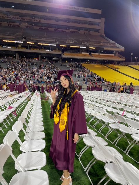 Red Cap And Gown Senior Pictures, Burgundy Cap And Gown Graduation Outfit, Maroon Cap And Gown Graduation Outfit, Maroon Graduation Gown, Arizona State University Graduation, Cap And Gown Senior Pictures, Grad 2023, Senior Photo Shoot, University Graduate