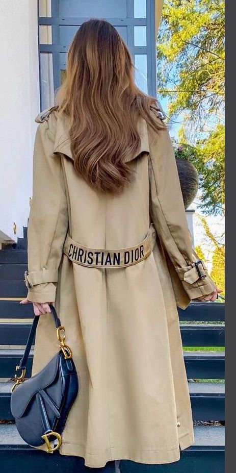 Dior Dior Trench Coat, Latest Fashion Trends, Duster Coat, Trench Coat, Dior, Street Style, My Style, Handbags