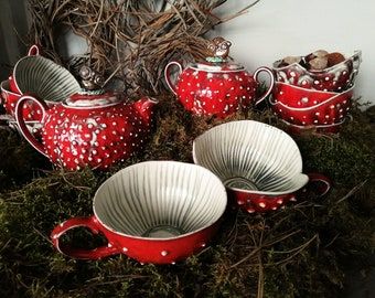 Mushroom Tea, Ceramic Tea Set, Keramik Design, Evil Eyes, Ceramic Spoons, Ceramics Pottery Art, Red Colour, Cups And Mugs, Clay Art