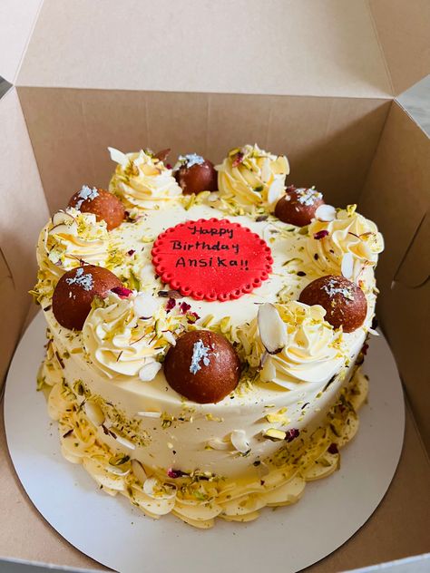 Gulab Jamun Cake Decoration, Gulab Jamun Cake Design, Flavoured Cakes, Gulab Jamun Cake, Rasmalai Cake, Cake Shake, Birthday Cake For Boyfriend, Fruit Cake Design, Cake Flavours