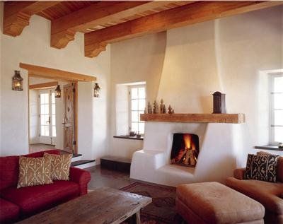 Te mostramos un montón de fotos de exteriores e interiores de casas de adobe modernas, y te comentamos la gran cantidad de ventajas que ofrecen. American Clay Walls, Adobe Homes, Windows Interior, Adobe Interior, Earthy Home, Mud House, Natural Homes, Adobe House, Cob House