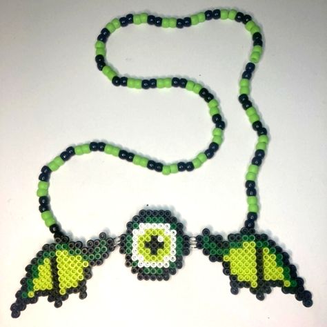 Green Eyeball Necklace - Kandi Necklace Perler Bead Necklace Handmade With Love Perler Bead Accessories, Green Perler Bead Pattern, Spongebob Perler Beads, Kandi Collar, Kandi Necklaces, Halloween Perler Beads, Rave Kandi Perler, Kandi Necklace Choker, Perler Necklace Rave