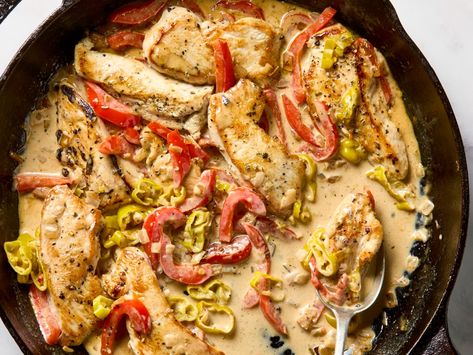 Pepperoncini Chicken, Creamy Italian Chicken, Parmesan Cream Sauce, One Pan Chicken, Chicken Patties, Stuffed Banana Peppers, Skillet Chicken, Boneless Skinless Chicken, Meat Free