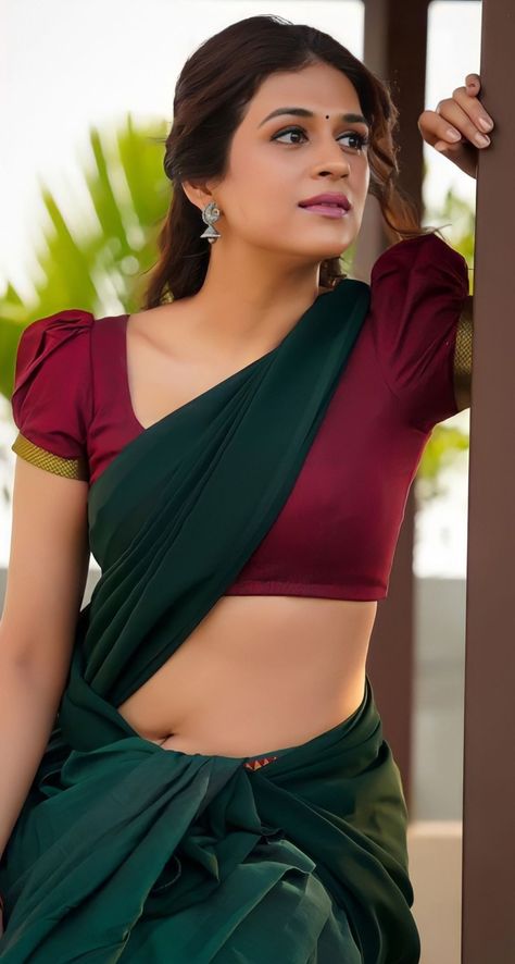 Shraddha Das, Seductive Clothes, Beautiful Smile Women, Half Saree, Indian Fashion, Beauty Women, Saree, Queen, On Twitter