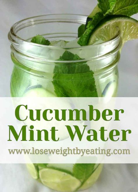 Cucumber Mint Water is the perfect cool down drink on a hot day. The cucumber and mint reduce bloat and the lime gives you Vitamin C. via @tonetiki Detox Snacks, Cucumber Mint Water, Reduce Bloat, Water Cucumber, Cucumber Detox Water, Healthy Detox Cleanse, Diet Detox, Mint Water, Lemon Detox